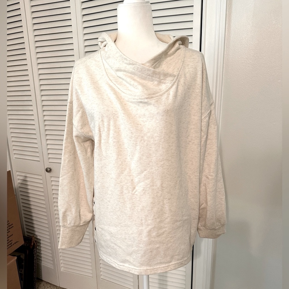 NWOT Anthro Daily Practice Pullover Sweatshirt - Picture 1 of 5